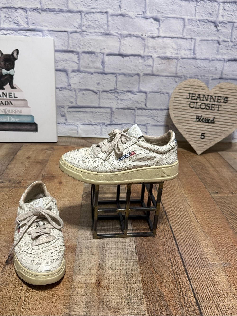 AUTRY
MEDALIST LOW TOP SUPER VINTAGE SNEAKERS - WHITE/PYTHON EFFECT LEATHER
